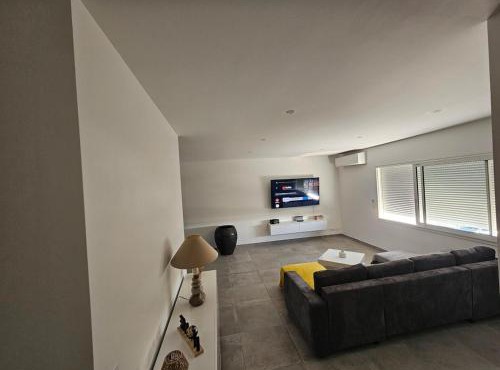 Entire place, fully air-conditioned