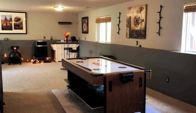 Entire private basement suite residential home