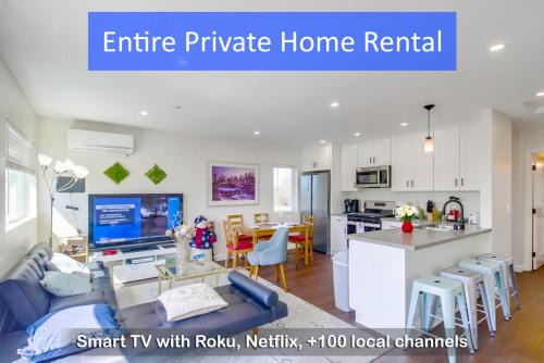 Entire Private Home with 3 Bedrooms 3 Bathrooms, Near San Diego Downtown & Beach, Available Now