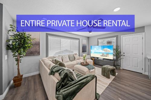 Entire Private Home with 4 Bedrooms 3 Bathrooms, King Bed, Gated Yard, Parking, Ranch, Available Now