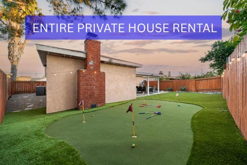 Entire Private Home with 3 Bedrooms 2 Bathrooms, Gated Yard, Garage, 4-Beds, Golf, Mira Mesa, Available Now