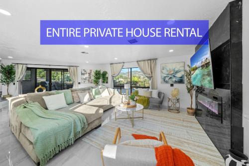 Entire Private Home with 3 Bedrooms 2 Bathrooms, Mountain View, Jetted Tub, 2500 sqft, King Bed,Garage, Available Now