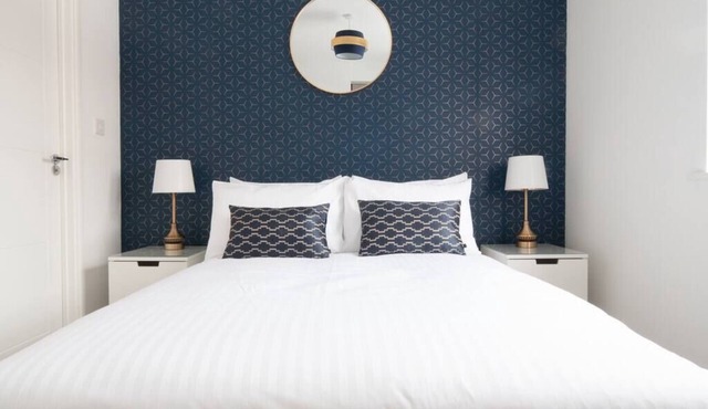 Entire property with 4 bedrooms in the Peak District - Lysander House