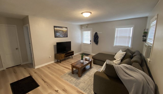 Entire residential home-walking distance to NWMSU