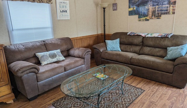 Entire residential home on 3 acres in quiet neighborhood, Clemson/Liberty area