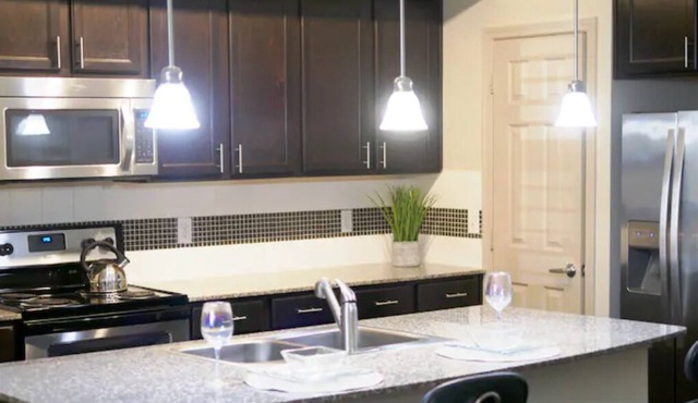 Entire Spacious and Cozy Three-Bedroom Unit