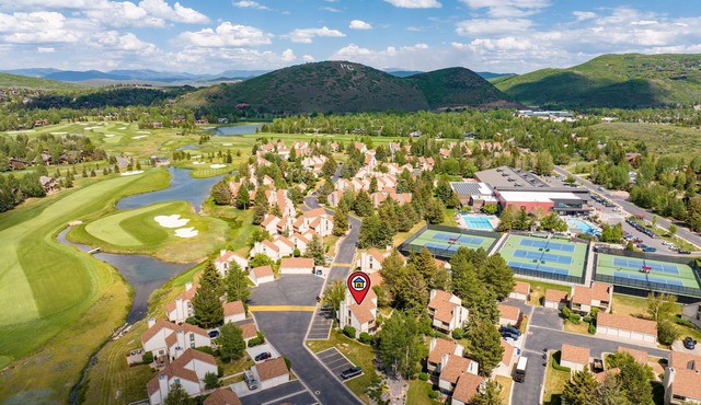 Entire Townhome in Park City! 5 min from Historic Down Town! - The Nordic Nest
