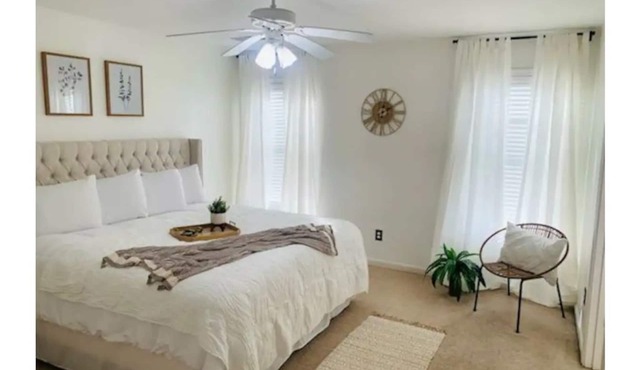 Entire Townhouse: Close to Barbers, Talladega, Bass Pro, Outlet Mall and B'ham