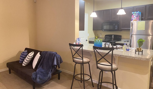Entire Townhouse/Comfy 1BD 1BA/Near Mall&More