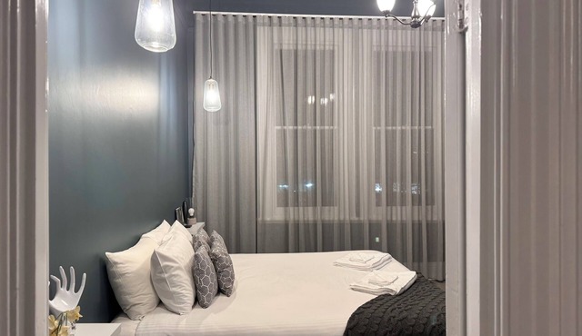 ☆ Entire Townhouse in ❤️of Echuca's Port ✓ 15guests Freshly renovated Near river.