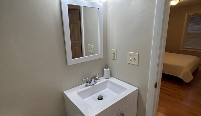 Entire Vacation Home in Waterford Connecticut