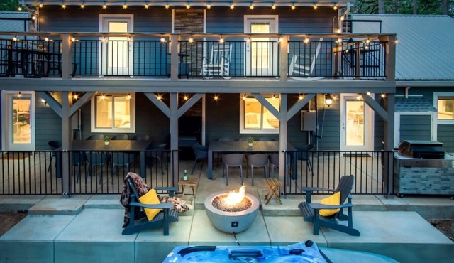 Entire Villa in Sierra Mountains