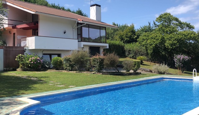 Entire villa with pool and amazing views