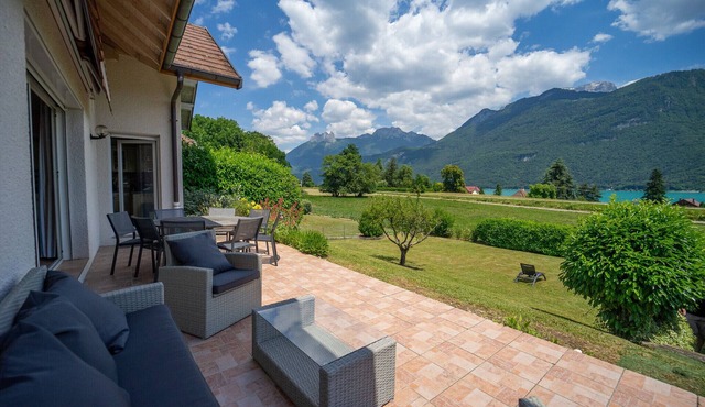 Entre lac et montagnes