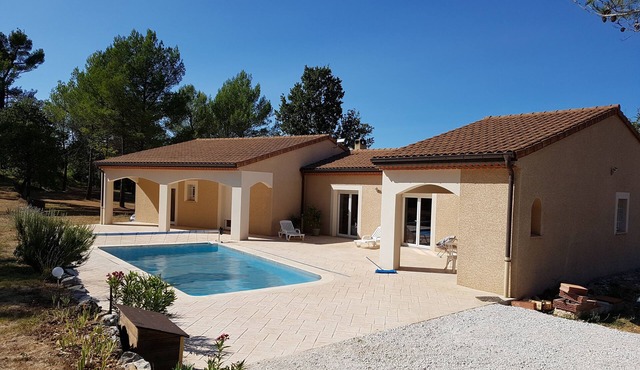 Entre Pins et Soleil - Maison avec piscine privée