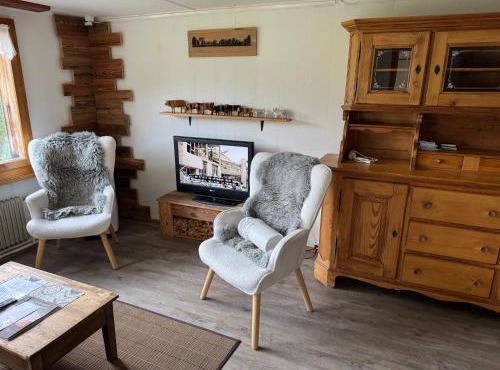 Enzian 4 Zi Ferienwohnung in Landhaus