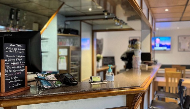 Enzo Neufchateau By Kyriad Direct