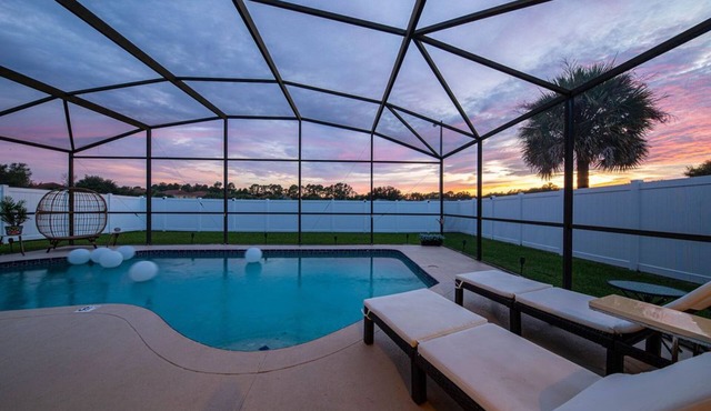 Epcot themed, near disney, private pool and sunset view