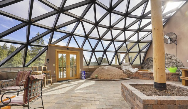 Epic 6BR Family Mountain Getaway on 40 Acres, Hot Tub, Trails, Panoramic Views
