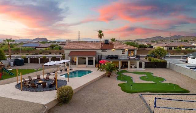 Epic AZ Stay: Pickleball, Putt Putt, Heated Pool