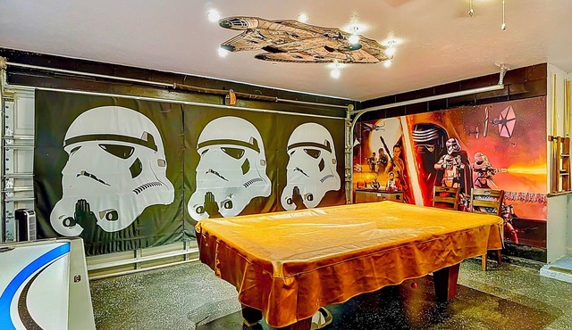 Epic Frozen Themed home 20 min to Disneyworld dw4