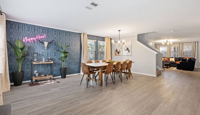 Epic Fun Luxury 4 BR in DFW w/Casino & Lounge!