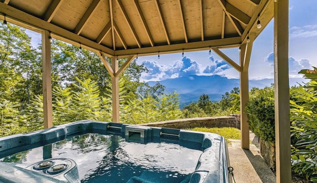 EPIC view hot tub pool table free Dollywood tkt Sweet View