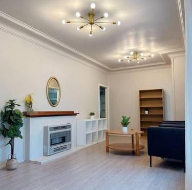 Epping-5 beds-cozy home