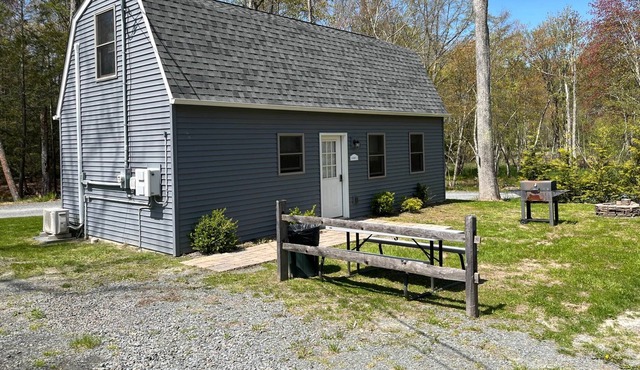 Epply 1 - Lakeside Cabins