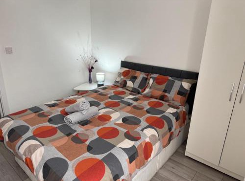 Epsom High Street F3