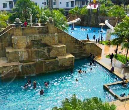 Eqino Homestay @ Swiss Garden Residences