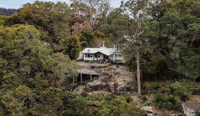 Equanimity - Luxurious, tranquil Kangaroo Valley home