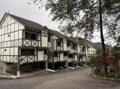 Equatorial Hill Resort, Mountain view In Cameron Highlands
