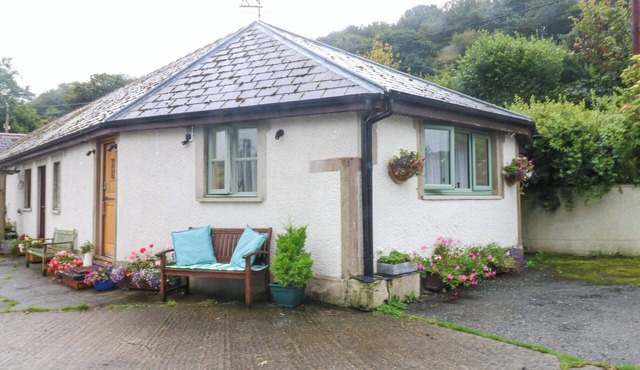 EQUINE STUDIO ANNEXE, pet friendly in Maenclochog