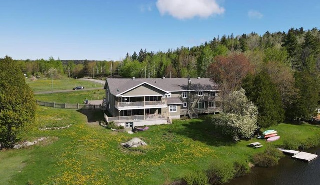 Equipped condo du lac St-Pierre à Mont-Carmel, Kamouraska RCM