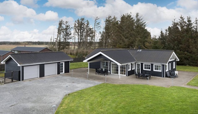 "Erene" - 850m from the sea by Interhome