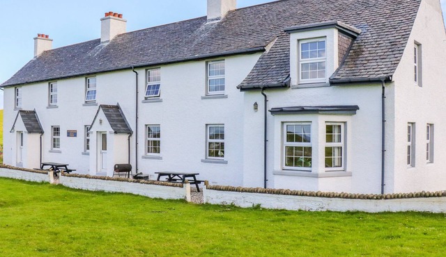 ERISCO, pet friendly, country holiday cottage in Duntulm