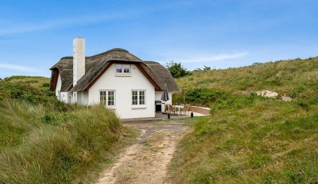 "Erle" - 200m to the fjord by Interhome