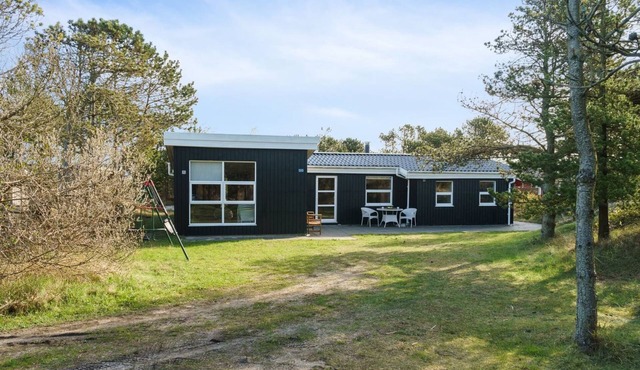 "Eroll" - 1.8km from the sea by Interhome