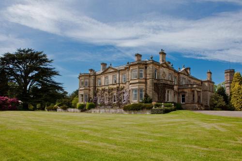 Errol Park - Stately Home & Views Sleeps 40