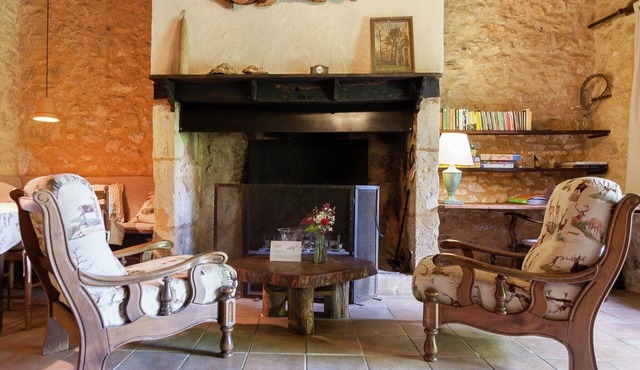 Estate in Dordogne near Sites