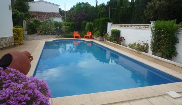 ESCALA, 5 minutes walk beach, VILLA STANDING160 habitab m2/WIFI/WDM POOL