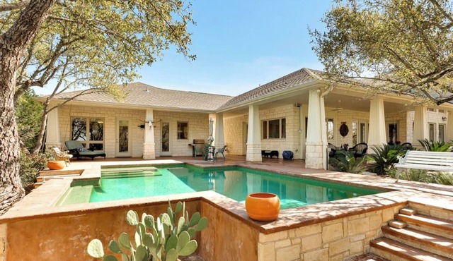 Escalon Ranch - A 65-Acre Hill Country Estate near Lake Travis