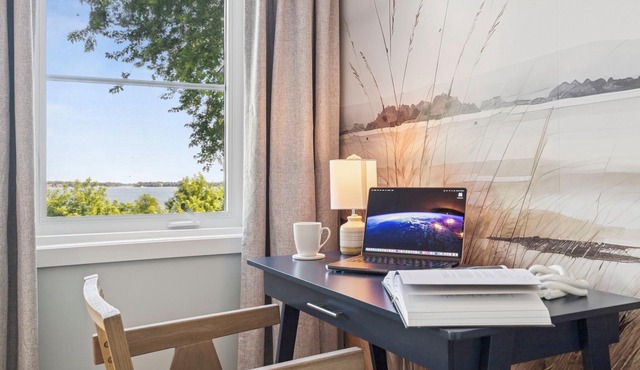 Escapade Chambly | 4BR Spa Retreat