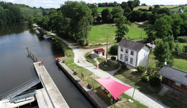 Escapade en Bord de Rivière La Mayenne