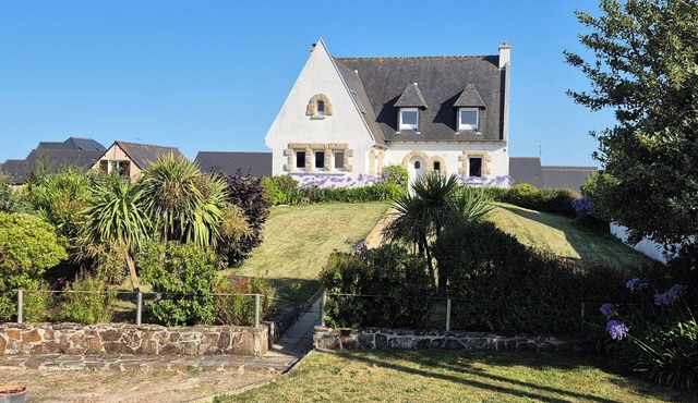 Escapade Bretonne - Binic, beaches and old port. Large garden, high-speed wifi.