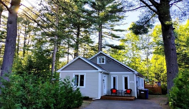 Escapade Nordique à Rawdon : Sauna, Spa, Bain Froid & Piscine
