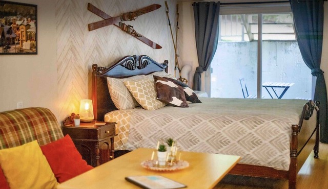 ESCAPADE ST-SAUVEUR - Cozy studio close to everything!
