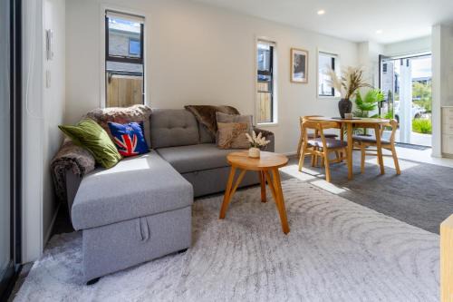 Escape at the park: 1 bed 1 bath w/carpark