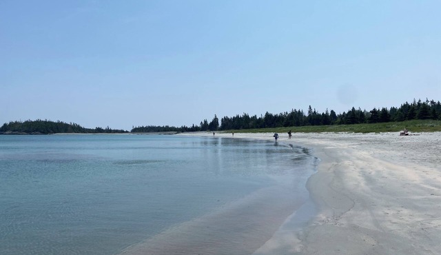 Escape city ocean view and drink a coffee on the deck sleeps 12 🫎🤩🌊🌈👍🚣🚴‍♂️